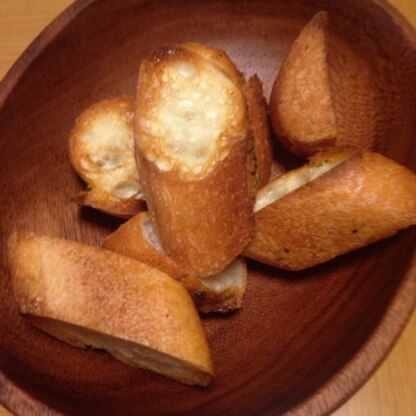 カリカリに焼けました(*^^*)フランスパンは初めてでしたが、美味しかったです♡